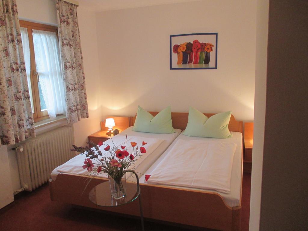 Ferienhaus Beim Veitele Leilighet Mittenwald Rom bilde